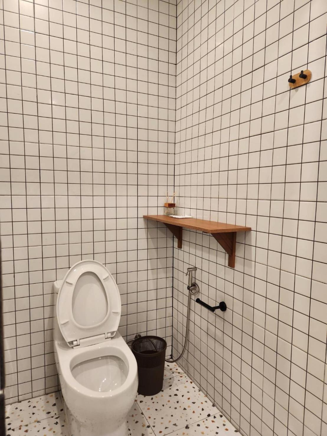 The Duck Cafe And Resort トラート エクステリア 写真
